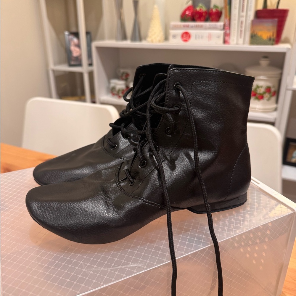 Jazz Dance Boots Split Sole Leather Dancing Shoes